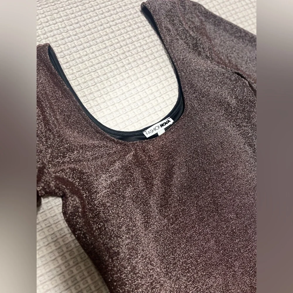 FASHION NOVA Maddie metallic maxi dress - Picture 5 of 8